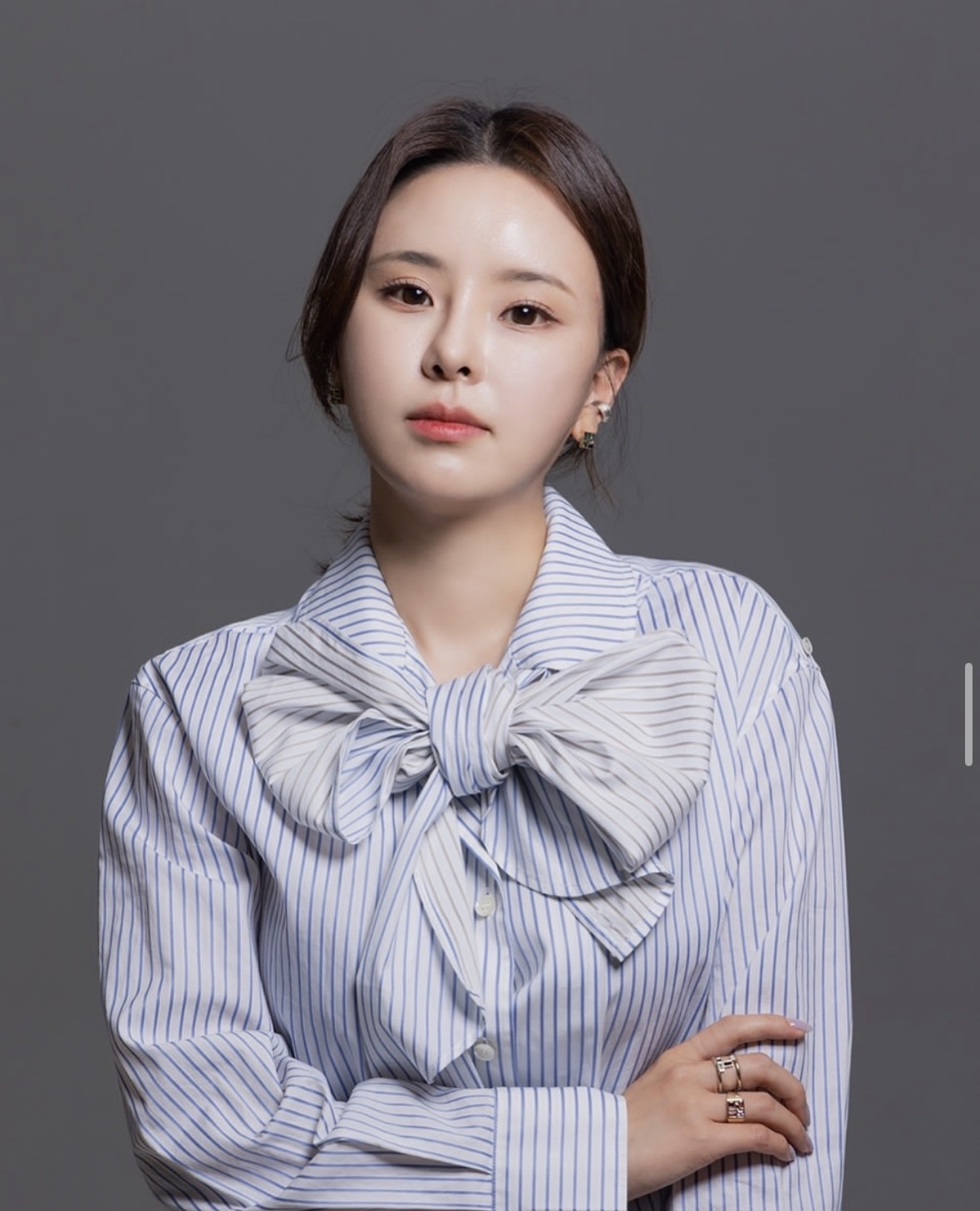 Ella Yoo Headshot