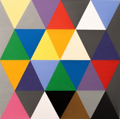 painting on a square board with an underlying grid which is paineted over with a series of triangles perfectly arranged in multiple colors from white, yellow, orange, red, blue, green and black (no 12).