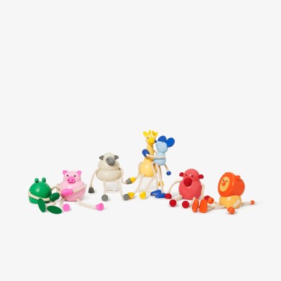 Palimals friends in a variety of animals