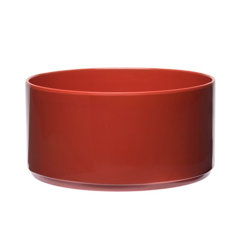 a red serving bowl.