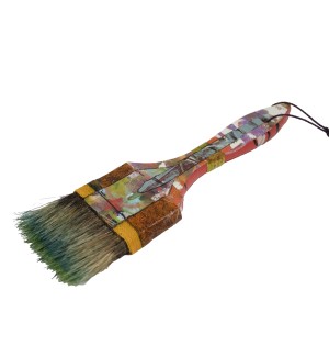 beautiful medium painted brush with green and blue bristles