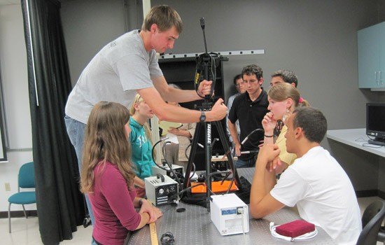 Rit Optics Program RIT’s Imaging Science Freshmen Get the Keys to the Lab—and a Mission | RIT