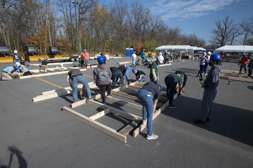 students building frames
