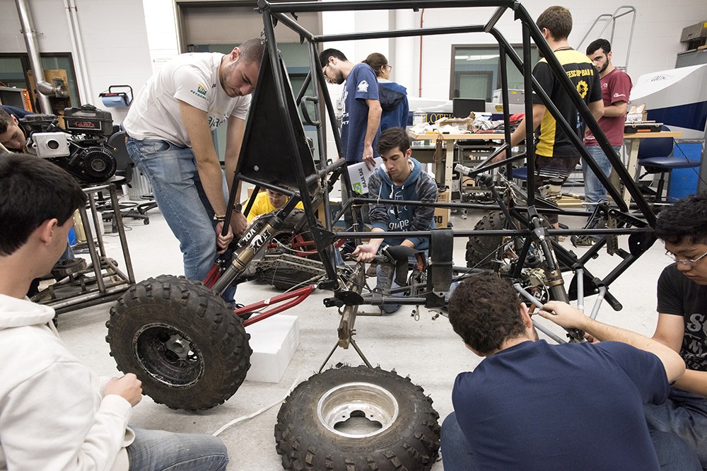 <p>Several international teams arrived&nbsp;last week in preparation for the upcoming Baja SAE Rochester World Challenge. One of Brazil's teams worked in the RIT Baja team machine shop on their racecar. They will be among the 100 collegiate race teams competing this weekend June 6-9 with race events taking place at RIT's Gordon Field House and at Hogback Hill Motor Cross site in Palmyra.&nbsp;</p>
