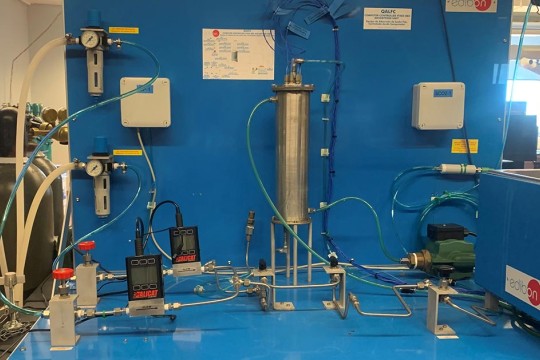 Chemical engineering processes lab liquid extraction module.