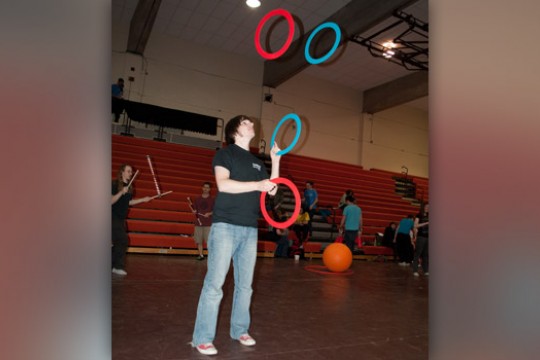 Person juggling 