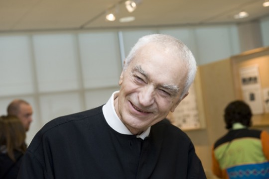 Massimo Vignelli in RIT's Vignelli Center for Design Studies during the official launch of the facility in 2010.