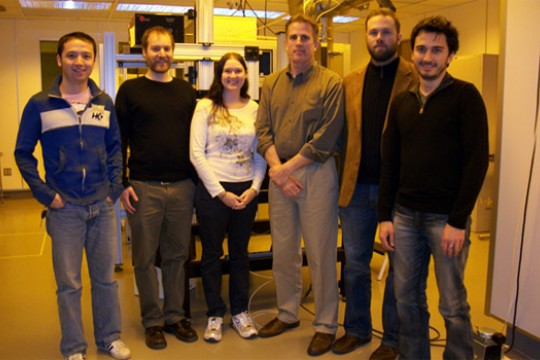 People gathered for picture in lab 