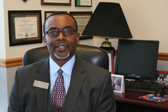 portrait of Randy Henderson.