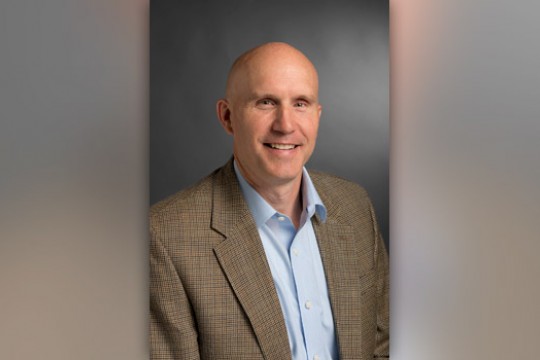 A headshot of Thomas Trytek.