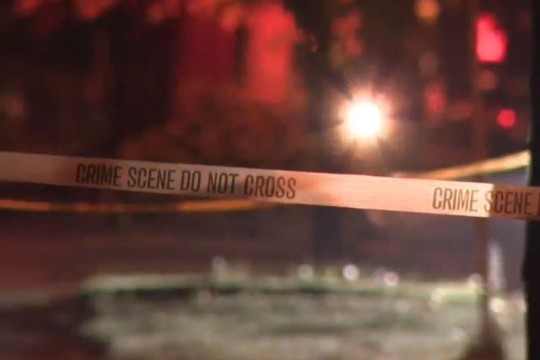 "crime scene: do not cross" tape.