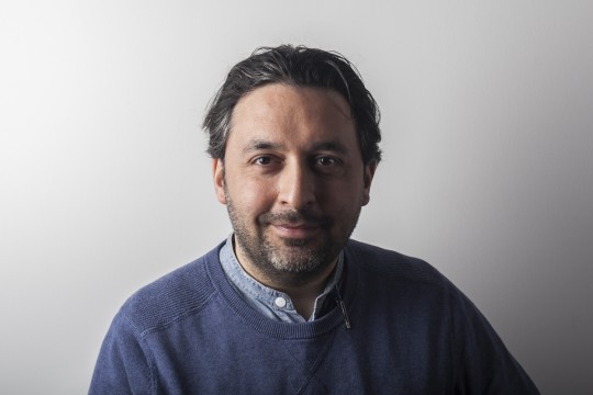 Headshot of Reza Aliabadi. 