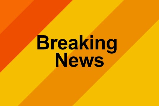 Graphic says Breaking News