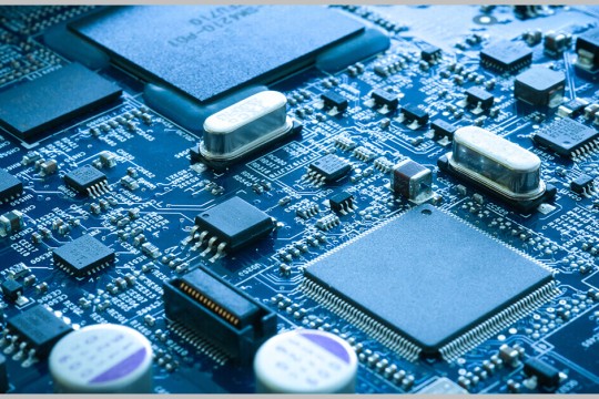 Microchip with computer parts. 