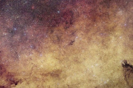 a high resolution photo of the milky way galaxy