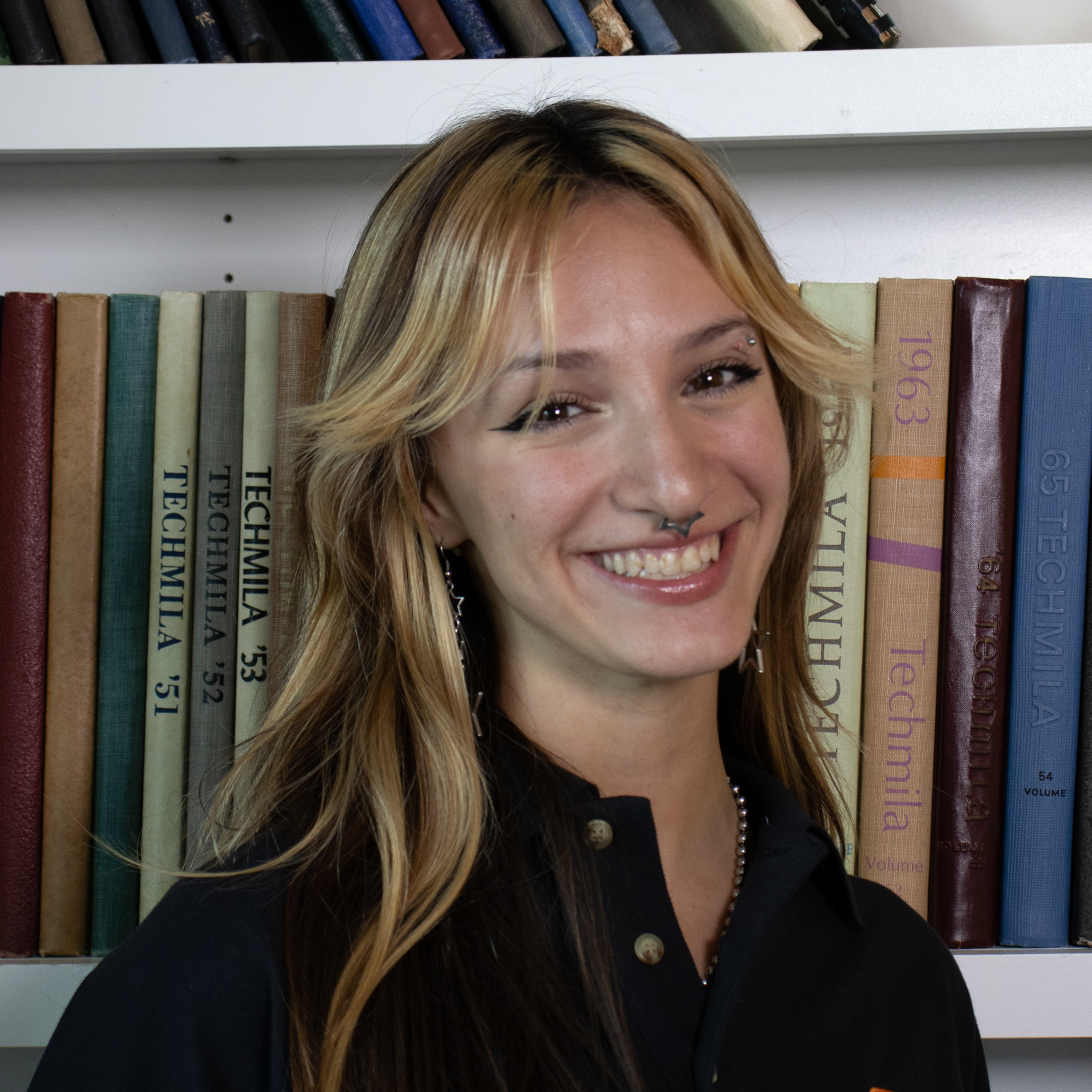Headshot of Sophia Pries.