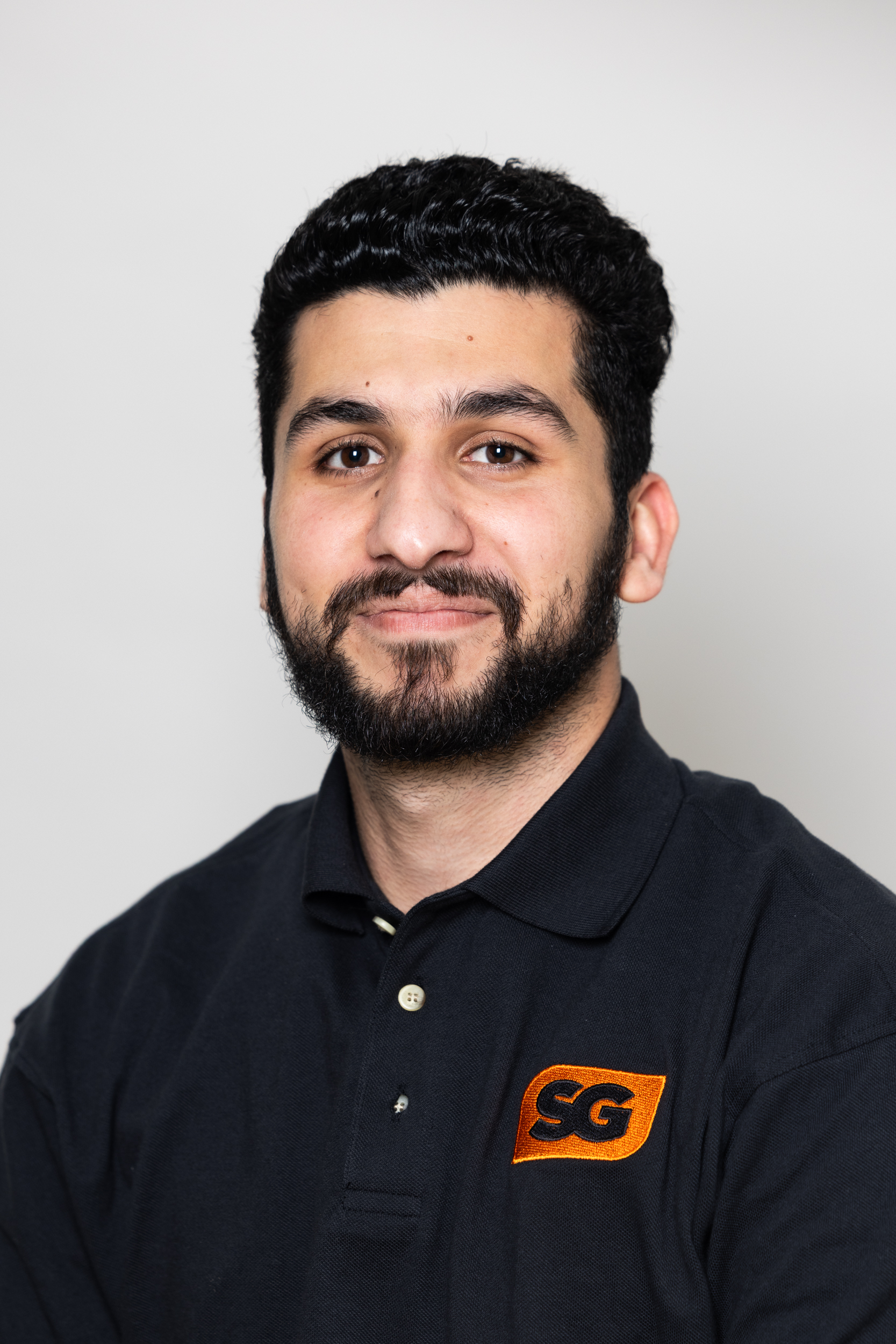 Headshot of Rokhan Ahmadzai.