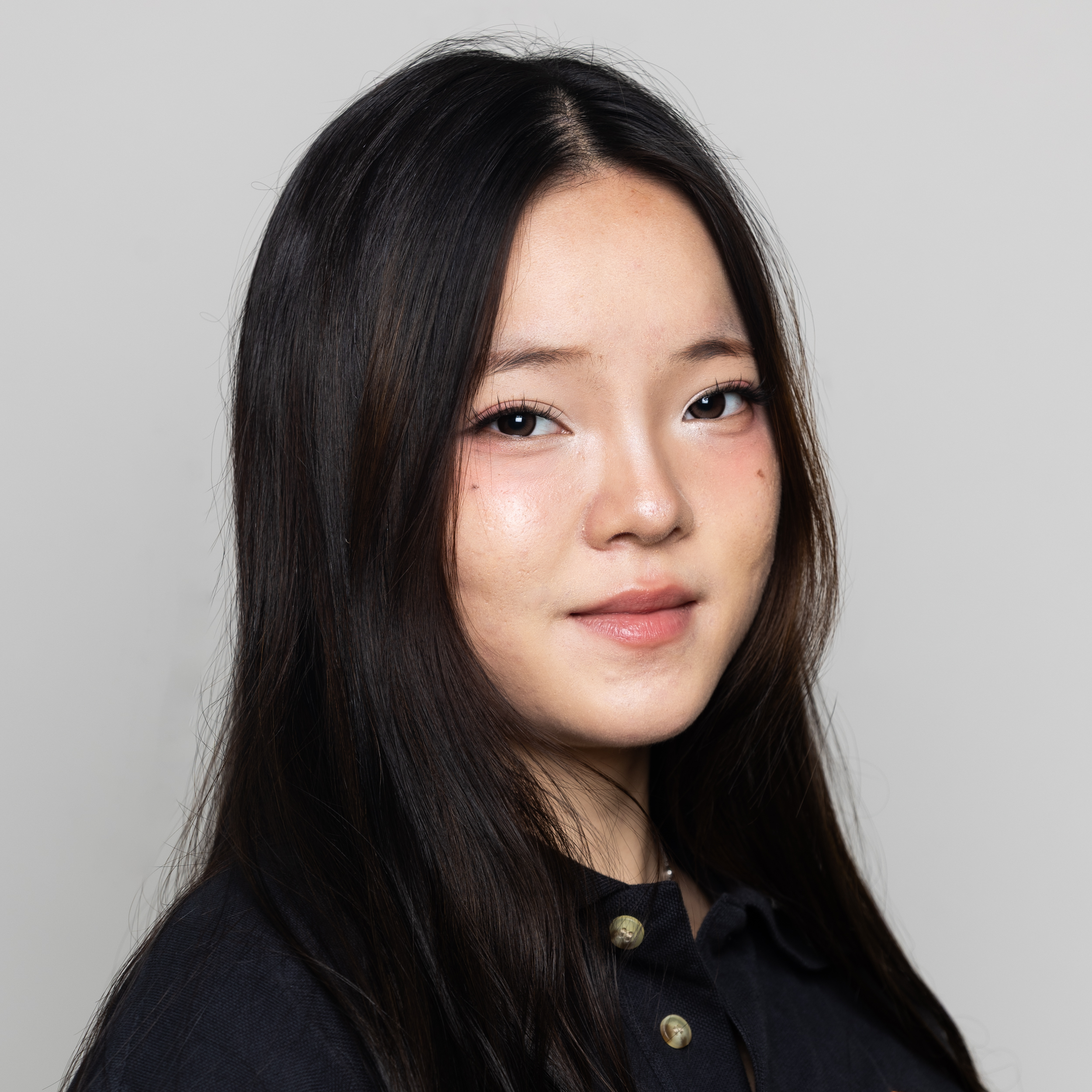 Headshot of Valery Gong.