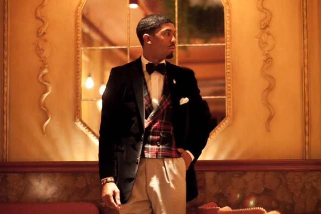 Person dressed up for event 