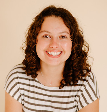 Elena Meckel headshot 