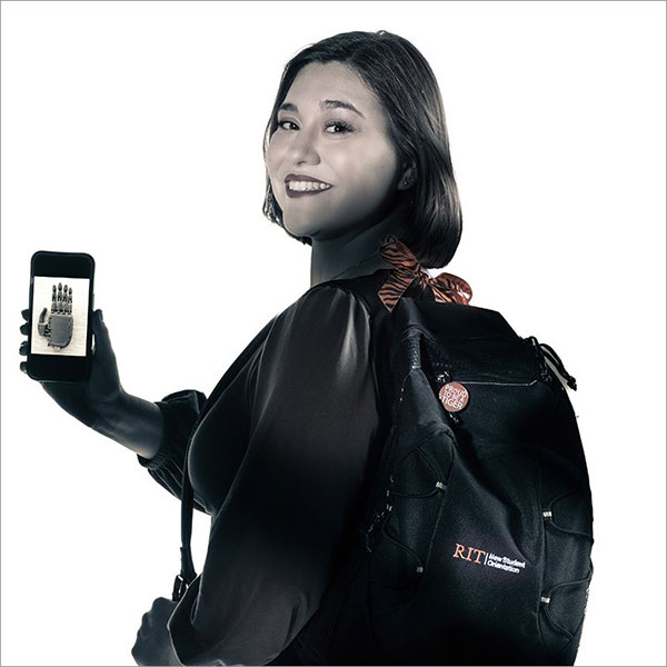 Maggie Brooks Headshot 