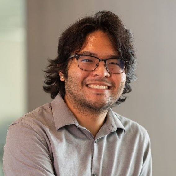 Tyler Pugeda Headshot 