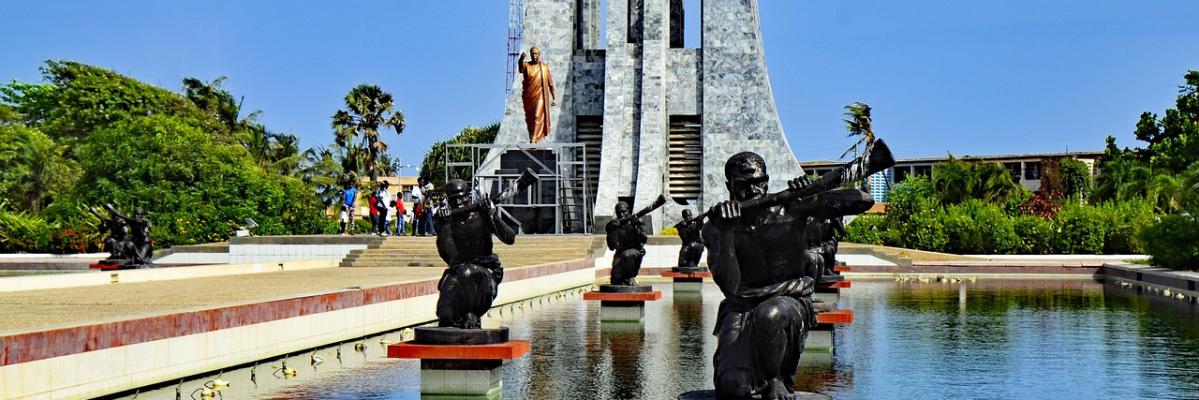 Exploring Ghana: Weaving Together the Tapestry of Self and Discovery (Faculty-Led Program)