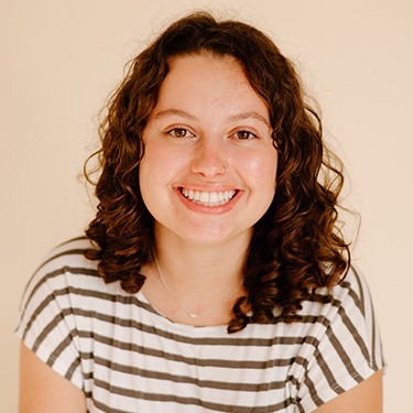 Elena Meckel headshot