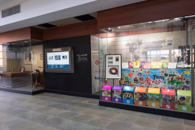 Picture of two displays in building lobby