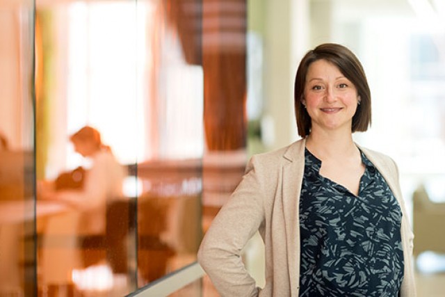 Portrait of Jennifer Russell.