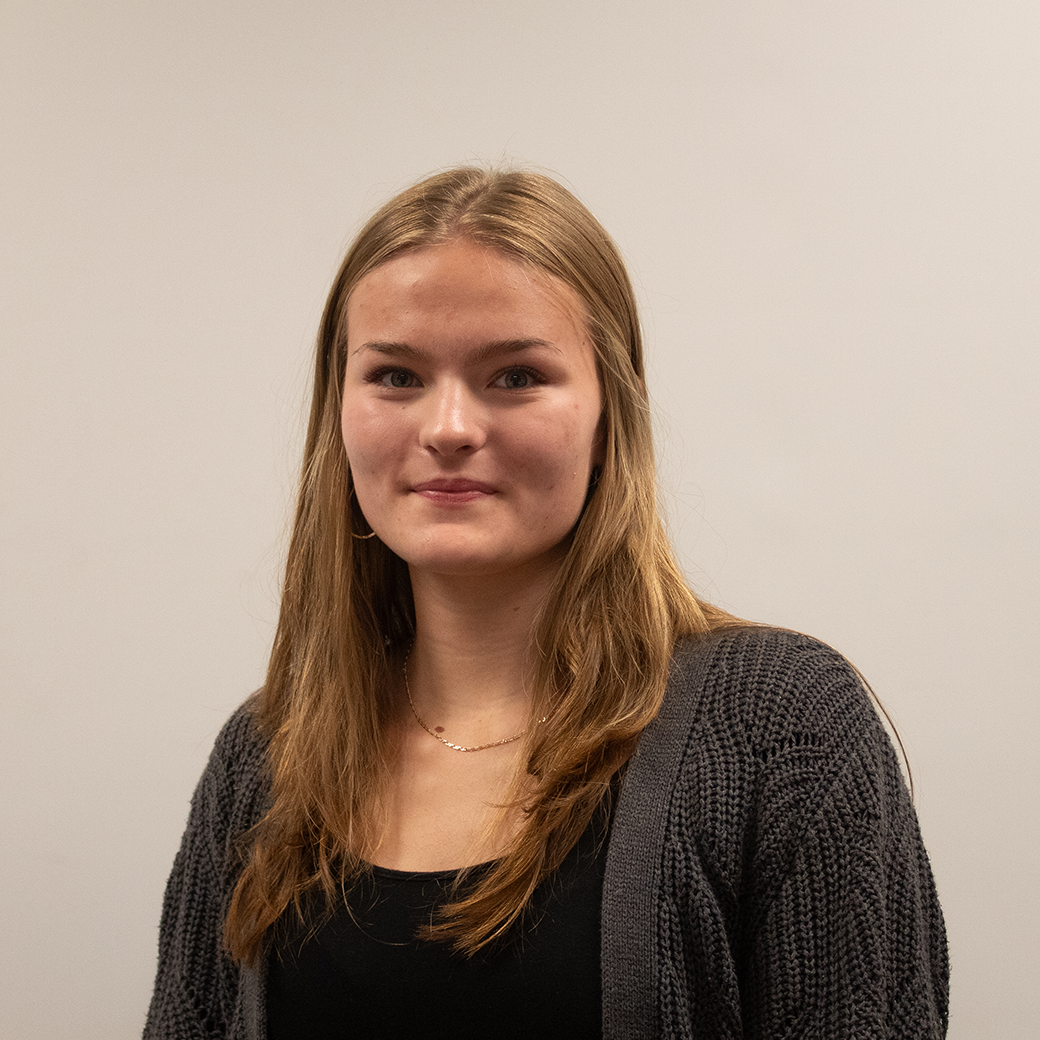 Beatrix Freeman Headshot