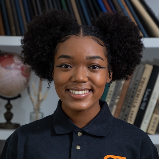 Peyton Jesse Headshot