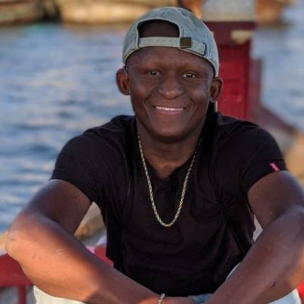 enrironmental portrait of JayShaud Potter.