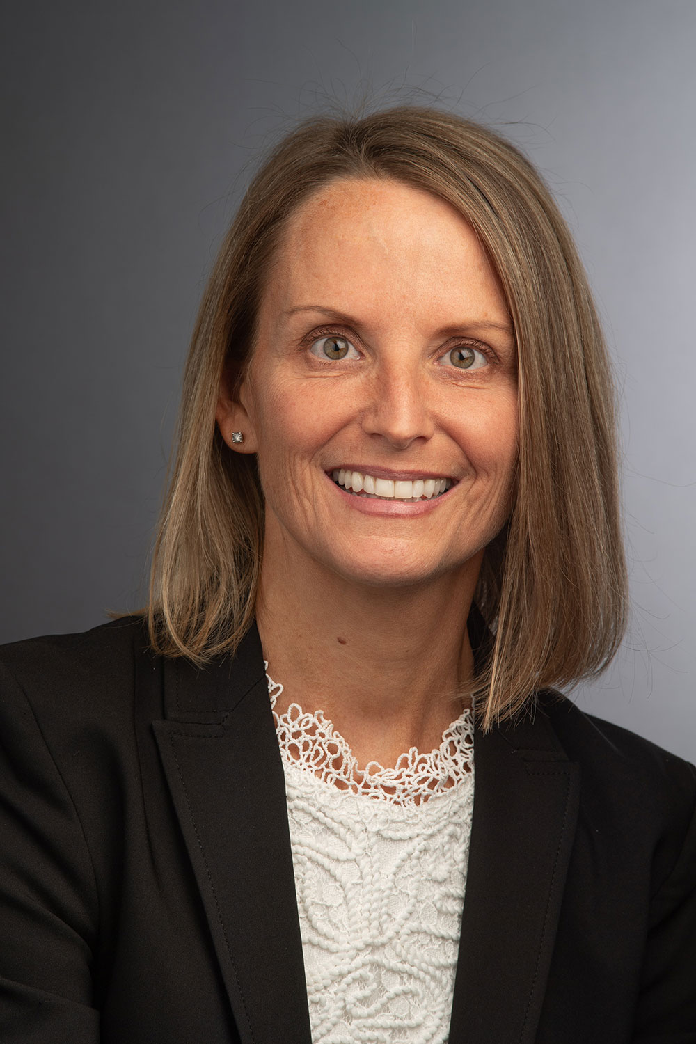Portrait of Karin Wuertz-Kozak.